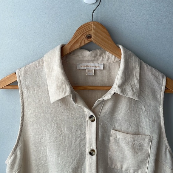 3/$30! Monteau Sleeveless Button Down - Picture 2 of 8